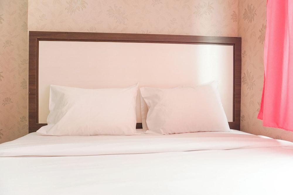 Best Choice And Comfort Living 2Br Bassura City Apartment