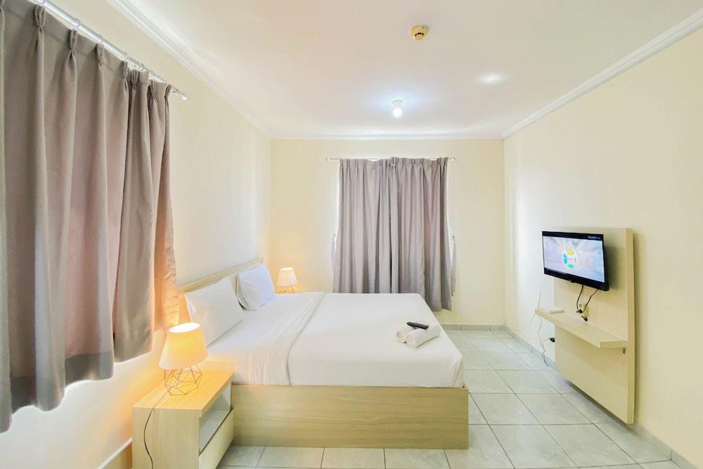 Cozy Stay Studio Room Grand Palace Kemayoran Apartment