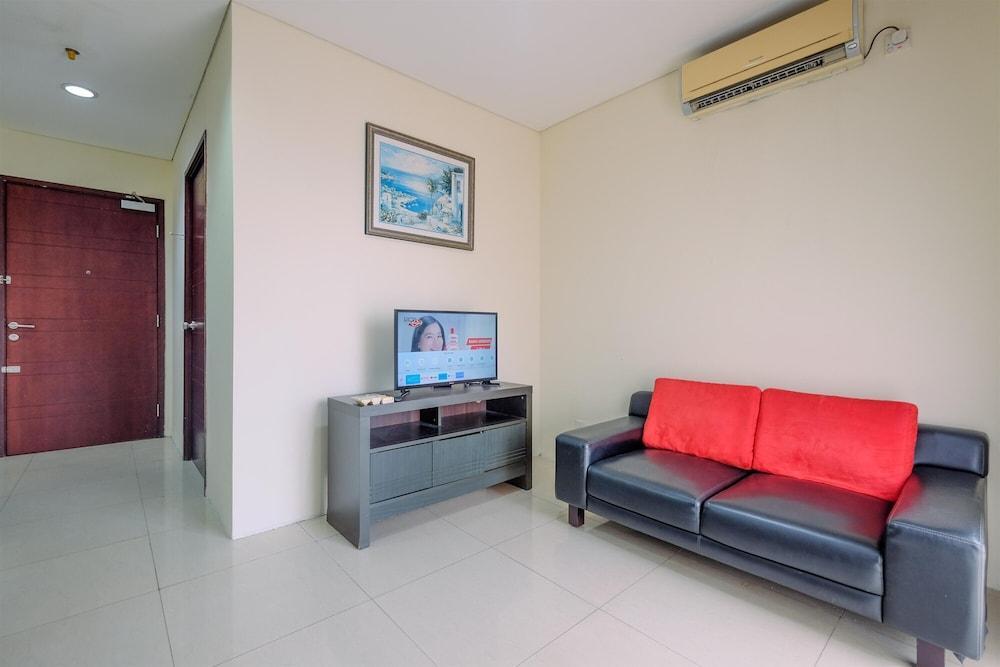 Comfort 2Br At Mangga Dua Apartment
