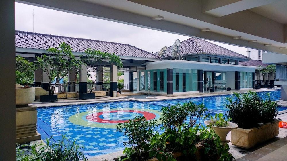 Homey Studio Apartment @ Salemba Residence