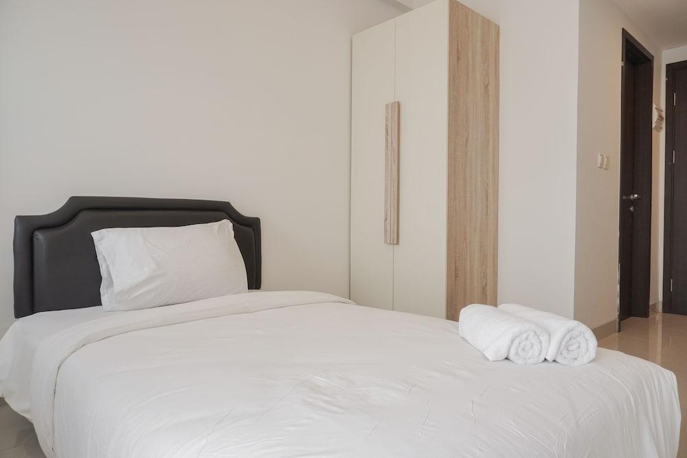 Cozy Stay Studio At Citra Living Apartment
