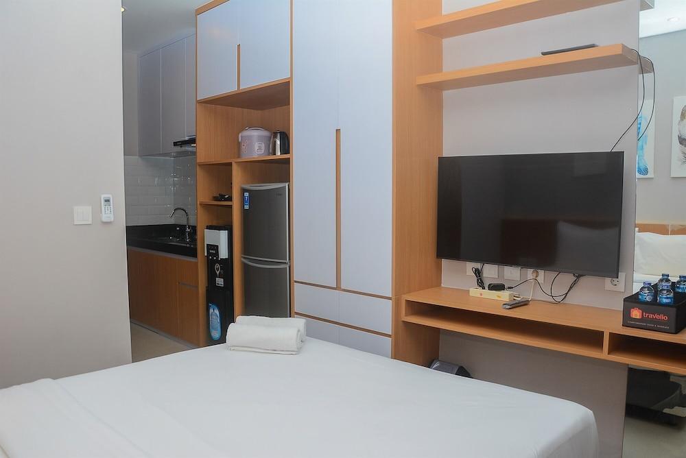 Cozy And Best Studio At Ciputra World 2 Apartment - Tap to explore photos
