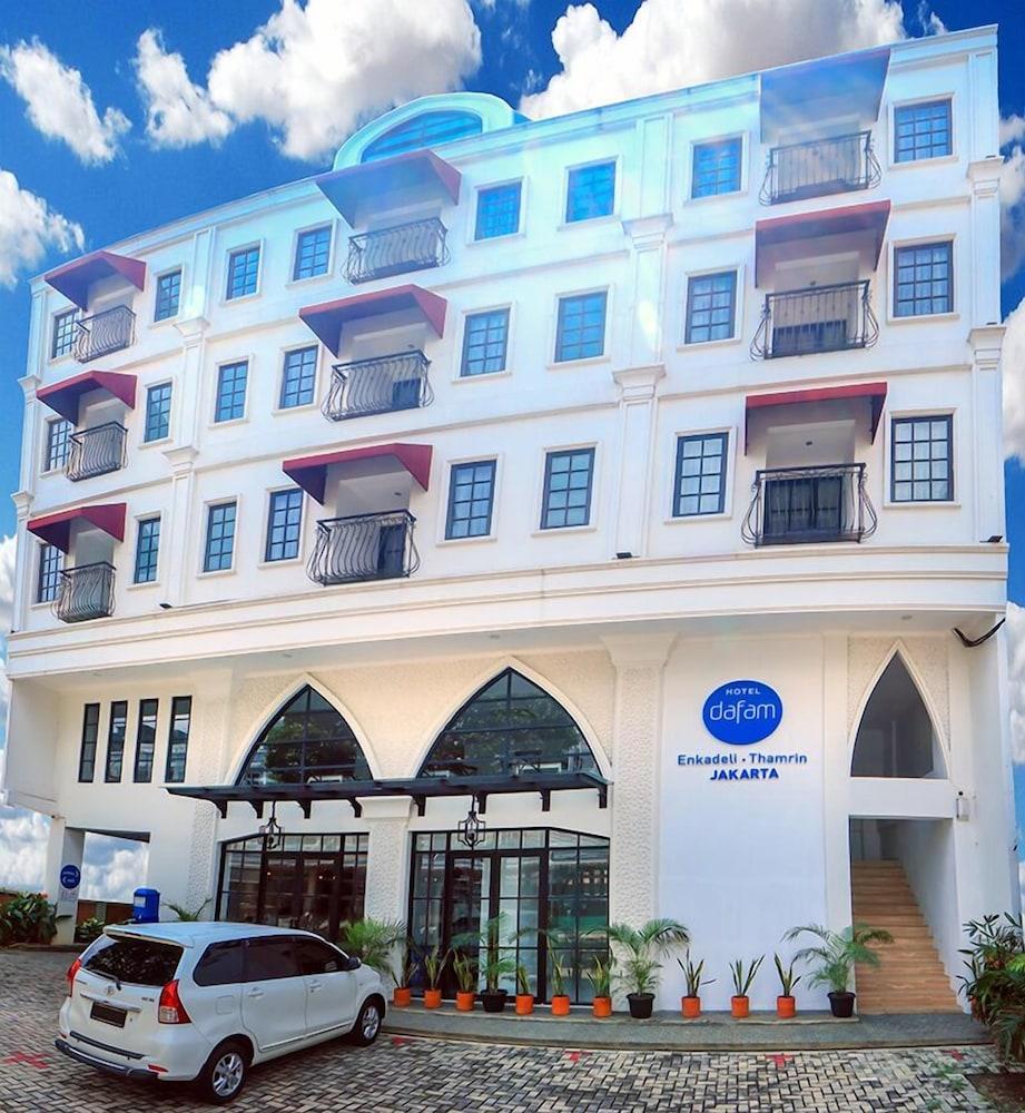 Hotel Dafam Enkadeli Thamrin Jakarta - Tap to explore photos