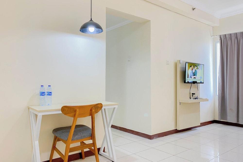Tidy Studio (No Kitchen) Grand Palace Kemayoran Apartment (Free Ipl & Utilities) - Tap to explore photos