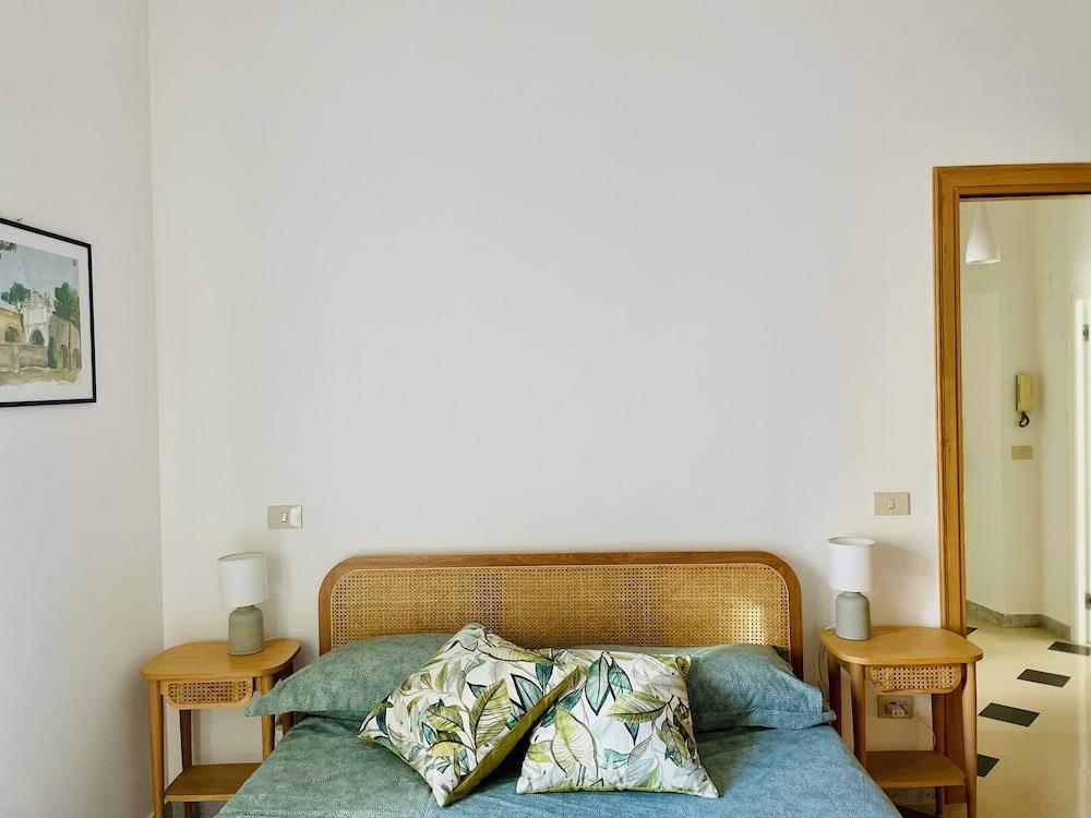 Casa al Borgo 191 - Tap to explore photos