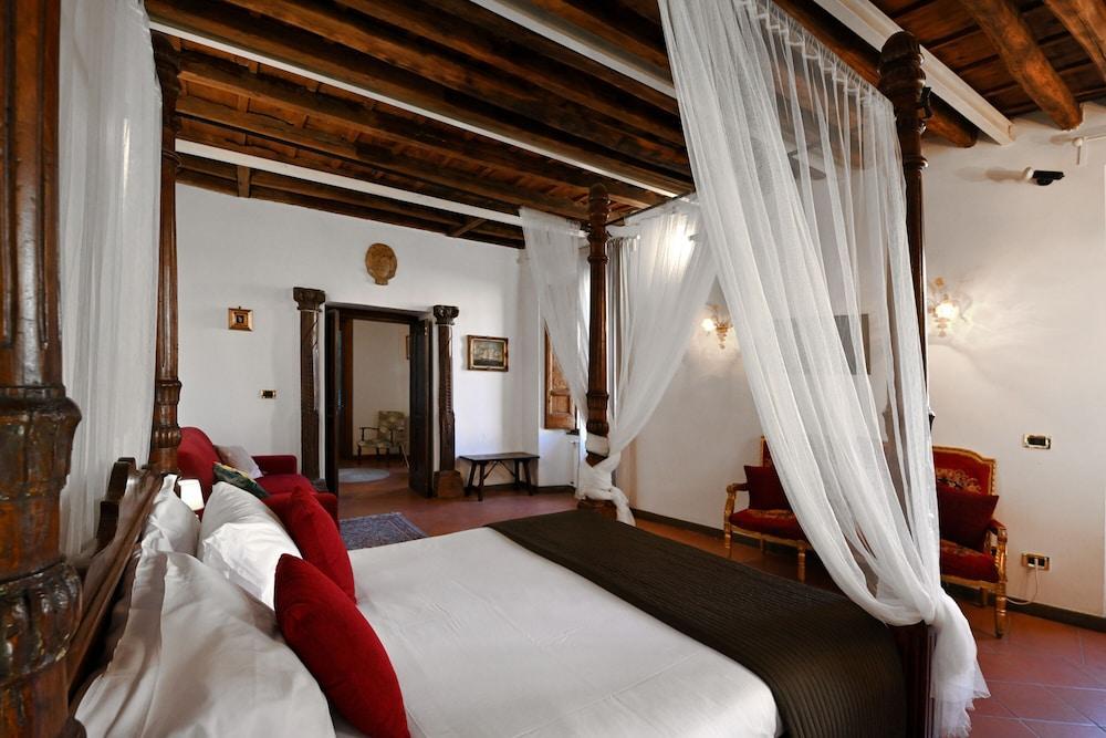 Vicolo dell'Aquila- Residenze Romanae Room Type - Family Room, City View