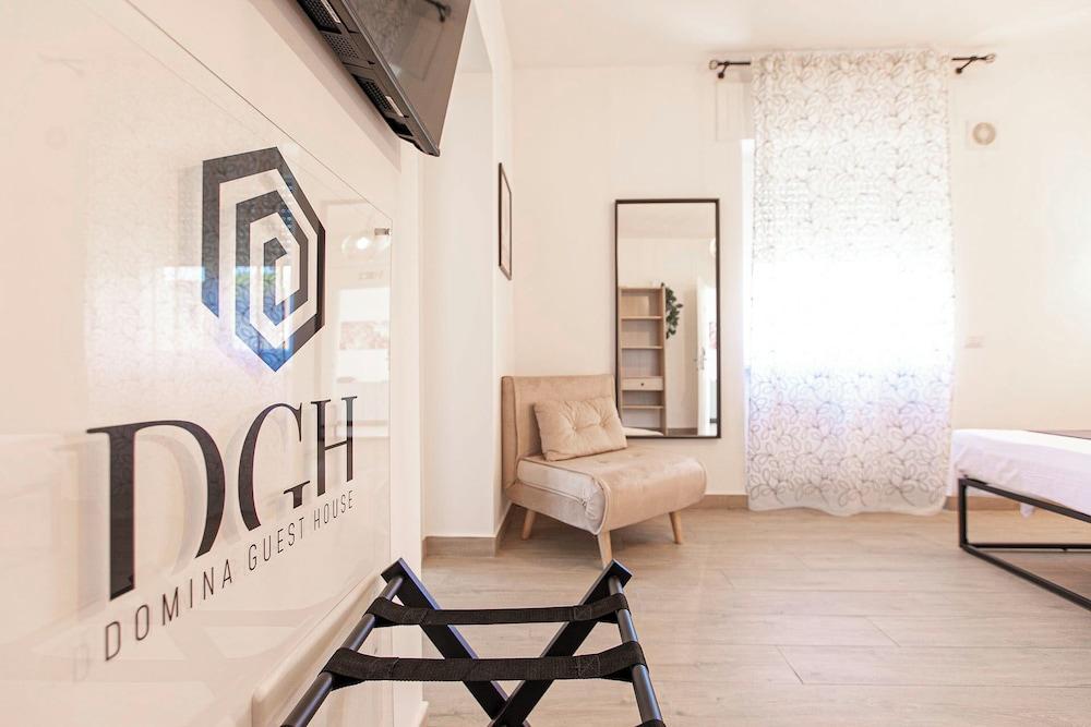 DOMINA Guest House - Luxory Room - Tap to explore photos