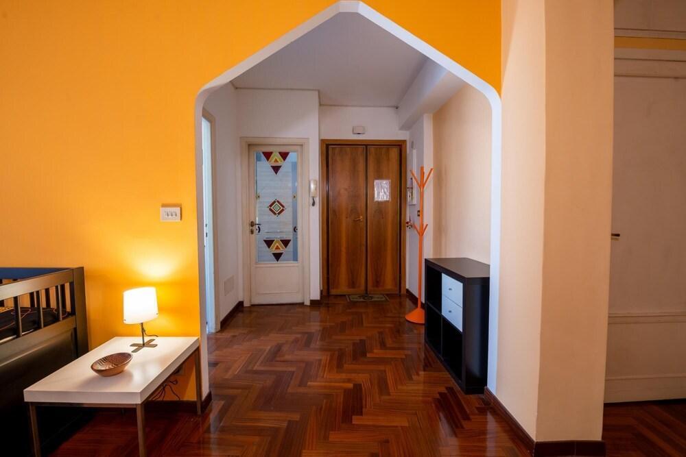Casa Labertino in Rome - Tap to explore photos