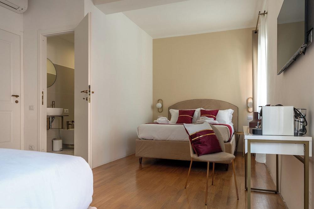 Decimo Meridio- At Spanish Steps- Room Type - Exclusive Triple Room