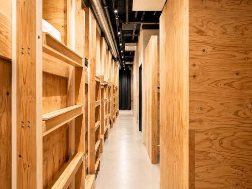 Tokyo Guesthouse HIVE - Tap to explore photos