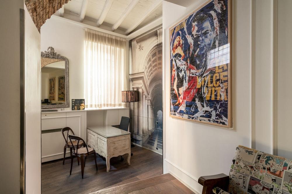 BDB Rooms Trastevere - Tap to explore photos
