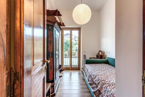 Trastevere Outstanding 4 Br Terraced Apartment - Tap to explore photos