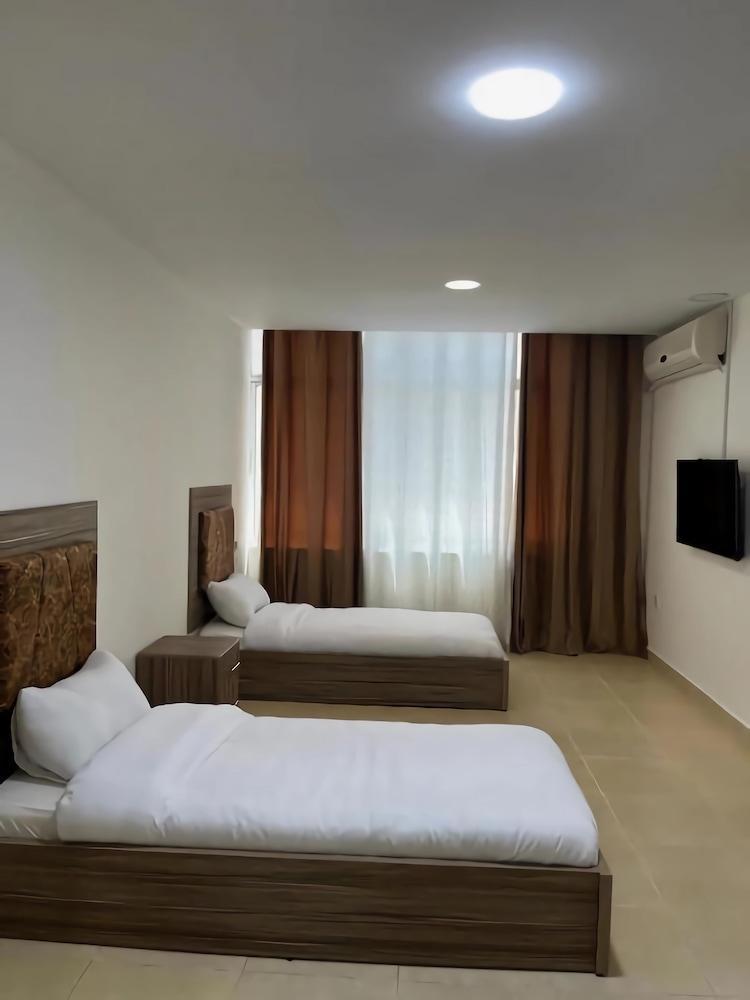 Rayan Hotel Suites Room Type - Deluxe Twin Room