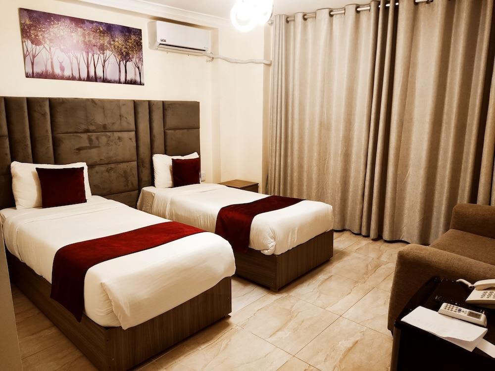Golden Hotel Room Type - Standard Twin Room