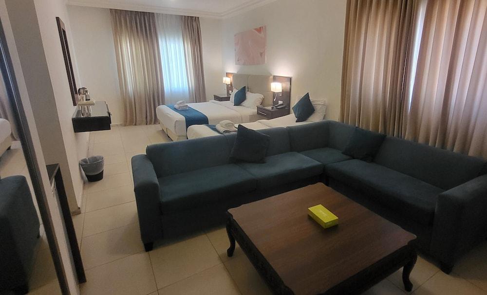 JORDAN VIEW HOTEL Room Type - Standard Triple Room, City View