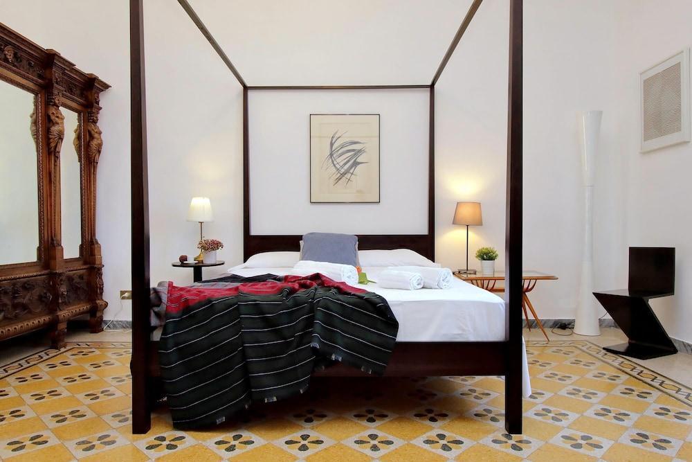 Tiberina Spacious Apartment - Tap to explore photos