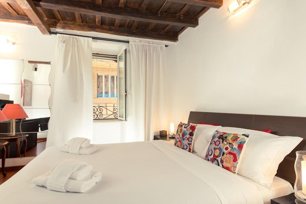 Bella Elena apartment - Jewish Ghetto - Tap to explore photos