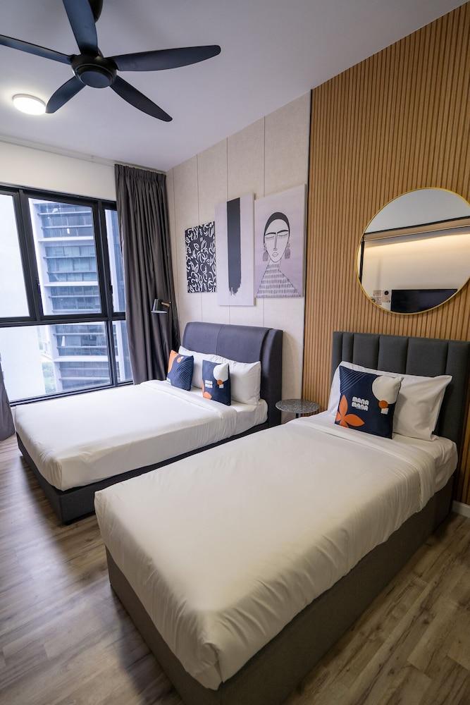 Millerz Square Suite By Ango Room Type - Family Studio, 1 Queen Bed, City View Millerz Square Suite By Ango Room Type - Family Studio, 1 Queen Bed, City View