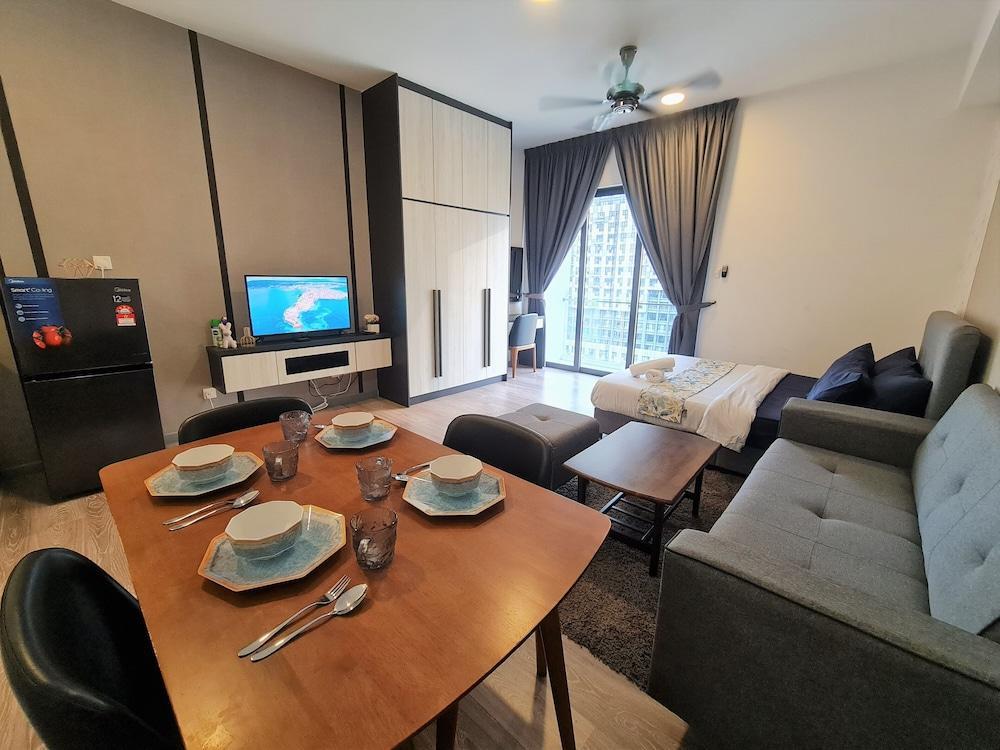 Southlink Lifestyle Apartment Bangsar - Tap to explore photos