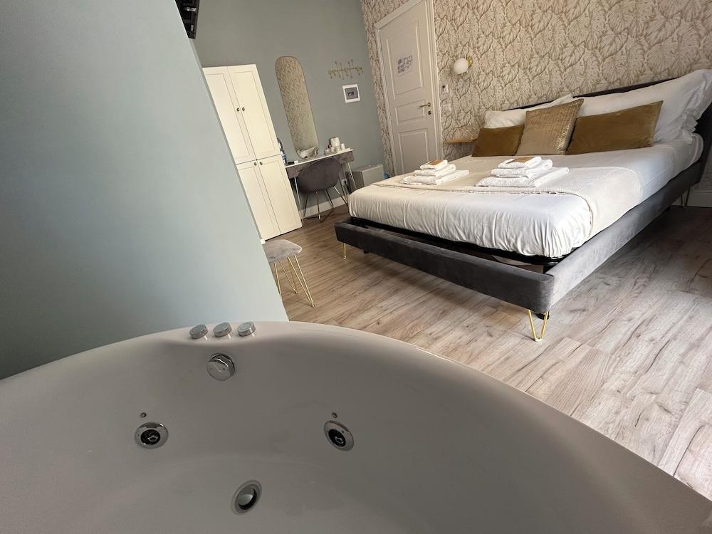 San Pietro Rooms 84 Room Type - Superior Room