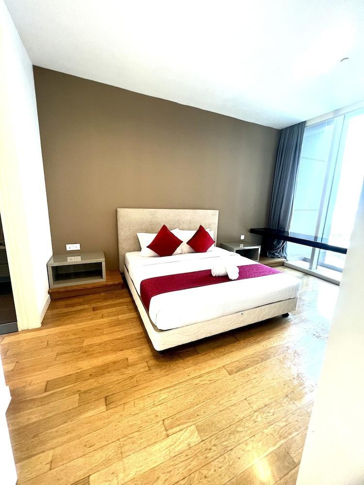 Sky Top Pool By Platinum Suites KLCC Room Type - Premium Apartment, 2 Bedrooms