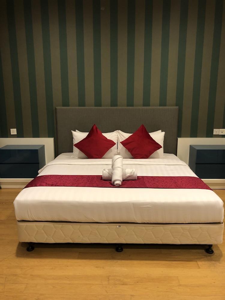 Sky Top Pool By Platinum Suites KLCC Room Type - Executive Apartment, 2 Bedrooms