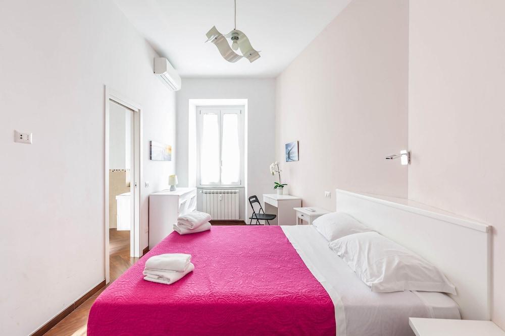 Vatican Walls Room Type - Classic Apartment