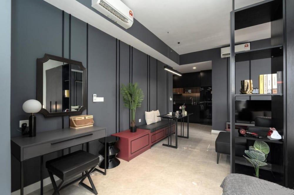 Axon Residence Bukit Bintang by Luna - Tap to explore photos