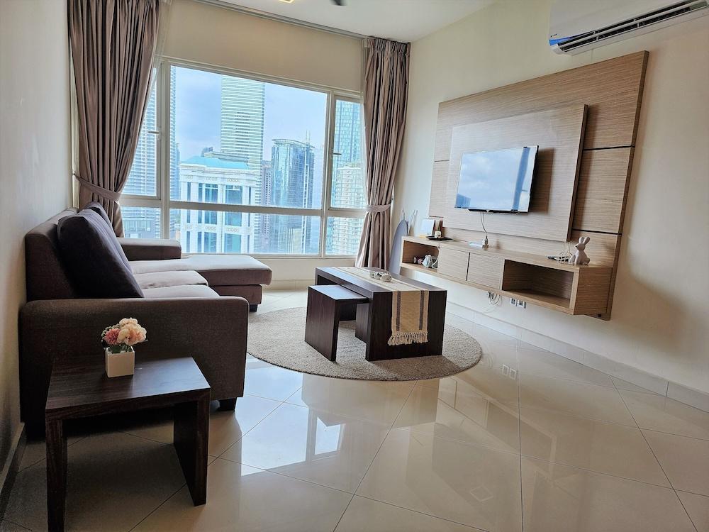 Crest Residence Klcc Room Type - Family Apartment Crest Residence Klcc Room Type - Family Apartment