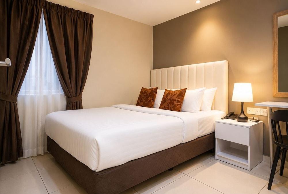 Raissa Boutique Hotel Room Type - Superior Room, 1 Queen Bed