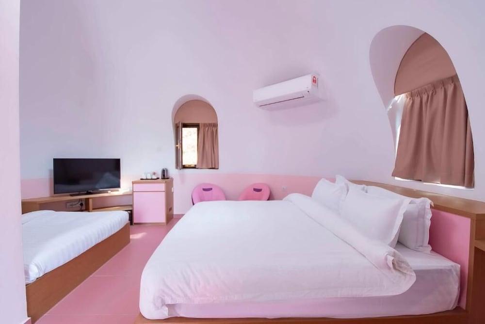 Myrus Resort Langkawi Room Type - Family Room