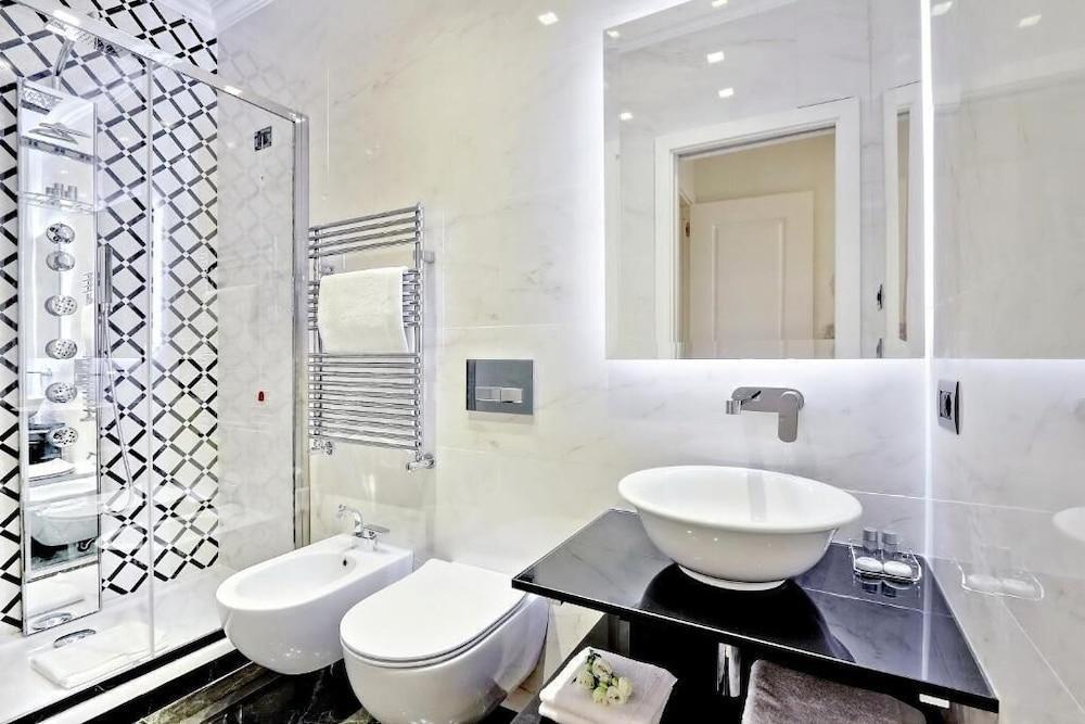 BQ HOUSE SANTA MARIA luxury rooms - Tap to explore photos