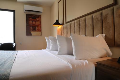 POST boutique Hotel - Tap to explore photos