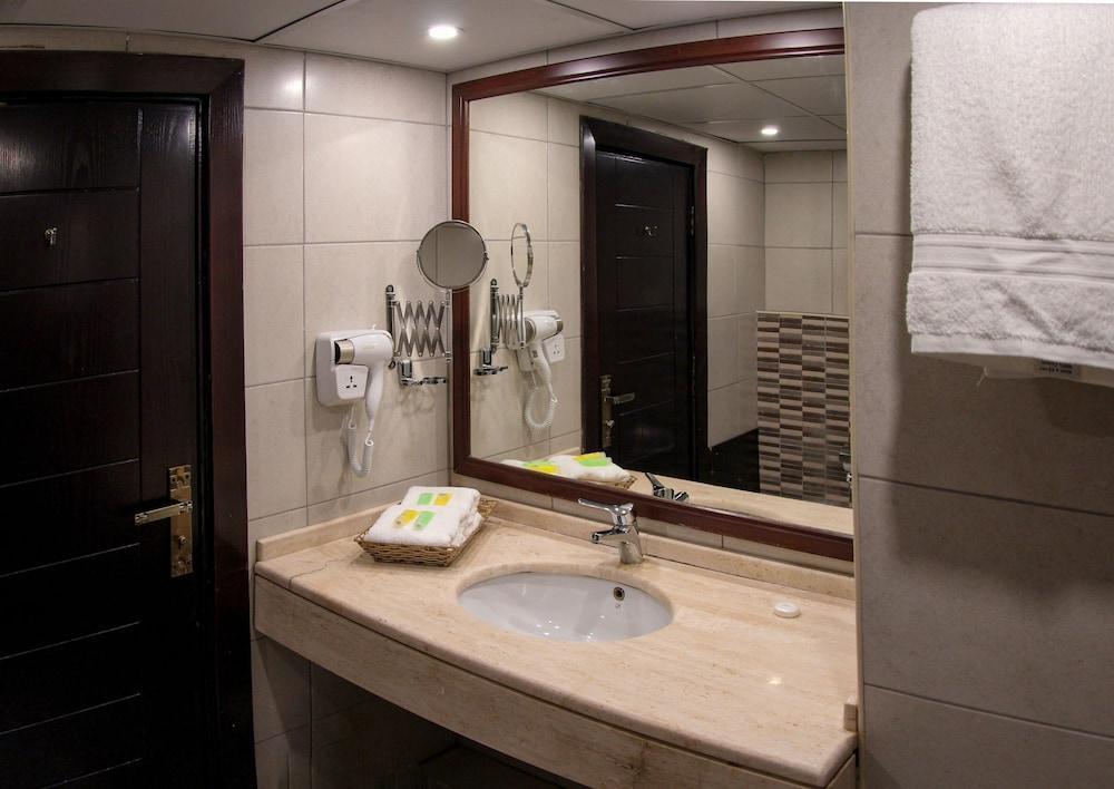 POST boutique Hotel - Tap to explore photos