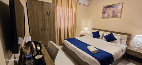 VIP Hotel Amman - Tap to explore photos