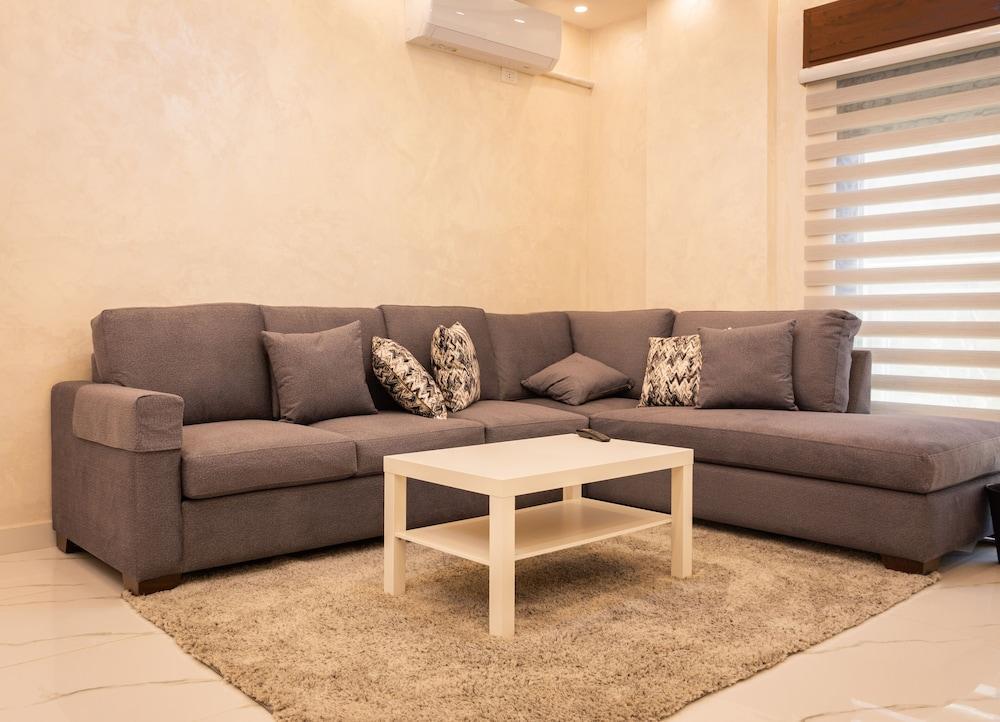 Prestige Hotel Apartment Room Type - Comfort Apartment, Balcony, City View