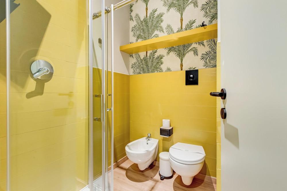 COLLINA 24 SUITES - close to VIA VENETO - Tap to explore photos