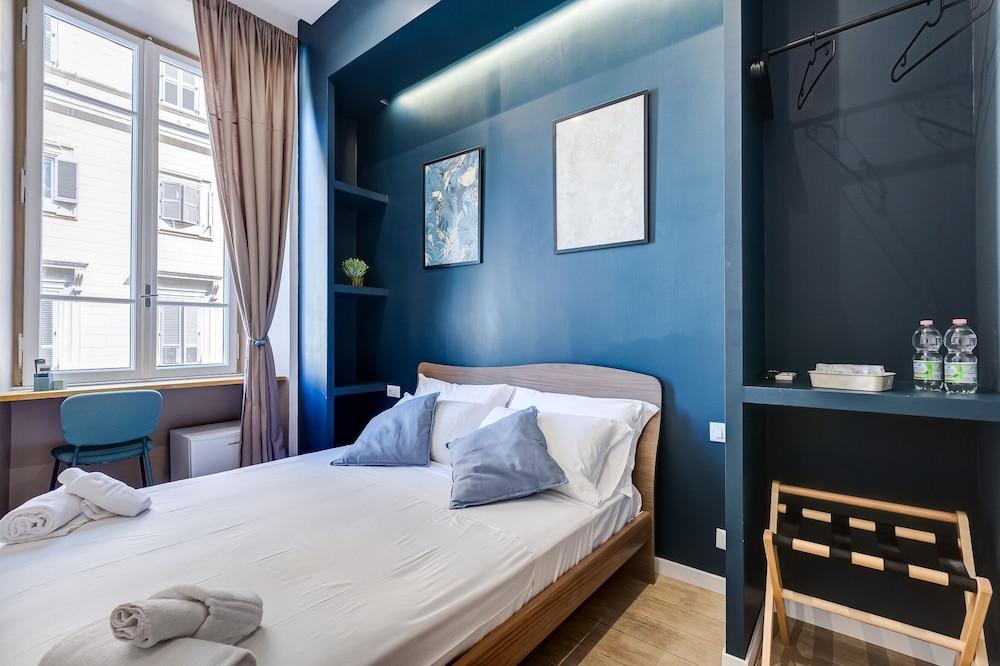 COLLINA 24 SUITES - close to VIA VENETO - Tap to explore photos