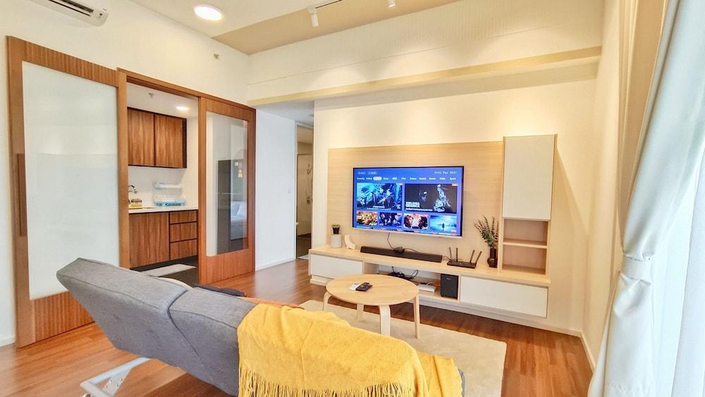UNA Serviced Apartment by Manatidur Room Type - Standard Apartment