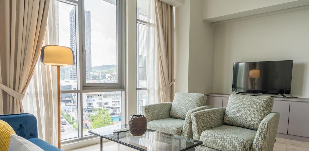 The Signature - Serviced residence - Tap to explore photos