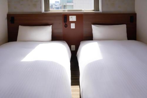 Nplus HOTEL Tokyo Nihonbashi Room Type - Twin Room with City View Nplus HOTEL Tokyo Nihonbashi Room Type - Twin Room with City View
