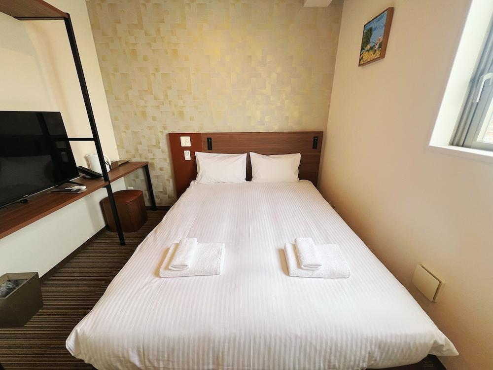 Nplus HOTEL Tokyo Nihonbashi Room Type - Business Double Room, Private Bathroom, City View Nplus HOTEL Tokyo Nihonbashi Room Type - Business Double Room, Private Bathroom, City View