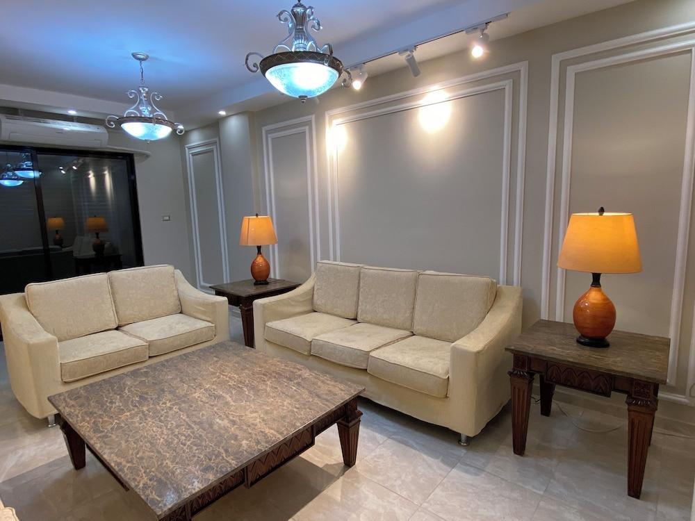 Charming 3-bed Apartment in 7th Circle Amman Room Type - Apartment Charming 3-bed Apartment in 7th Circle Amman Room Type - Apartment