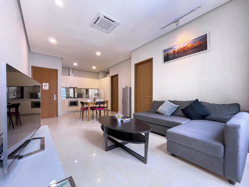 Soho Suites KLCC By Rest Kuala Lumpur Room Type - Senior Apartment, City View