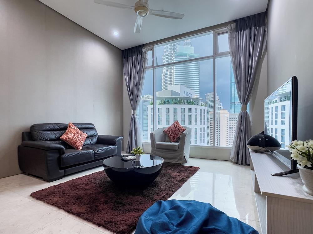 Soho Suites KLCC By Rest Kuala Lumpur Room Type - City Apartment, City View