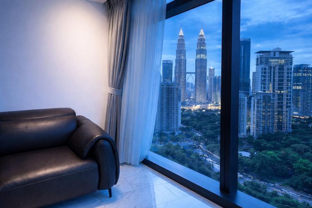 Eaton Residences KLCC by Luna Room Type - Junior Suite, 2 Bedrooms
