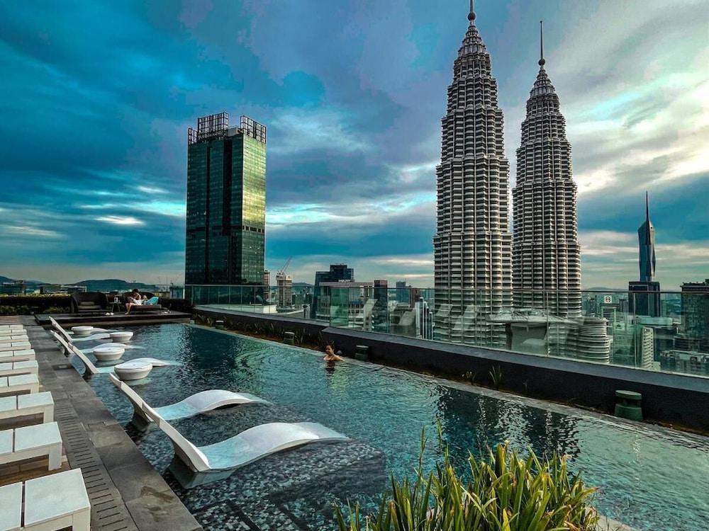 Best Hotel near Petronas Twin Tower: Ultimate Luxury Stay