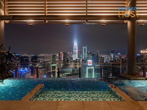 Pavilion Ceylon Hill Suites, Bukit Bintang by Perfect Host - Tap to explore photos