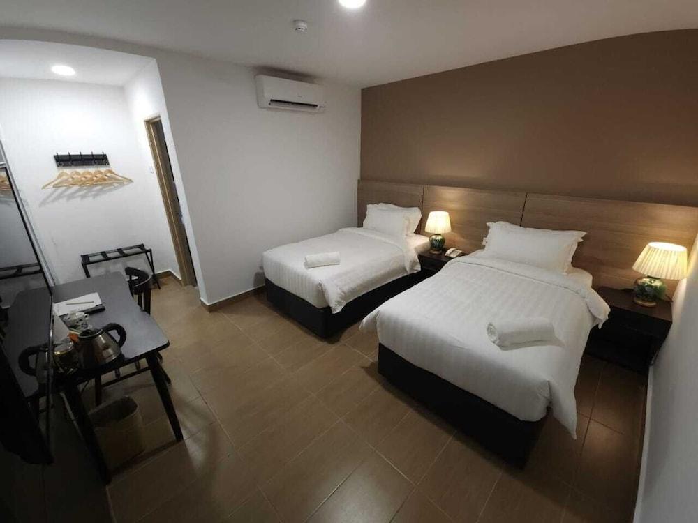 Yu Hotel Chinatown Room Type - Standard Twin Room, No Windows