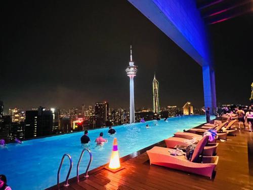Luxury Suites at Platinum KLCC - Tap to explore photos